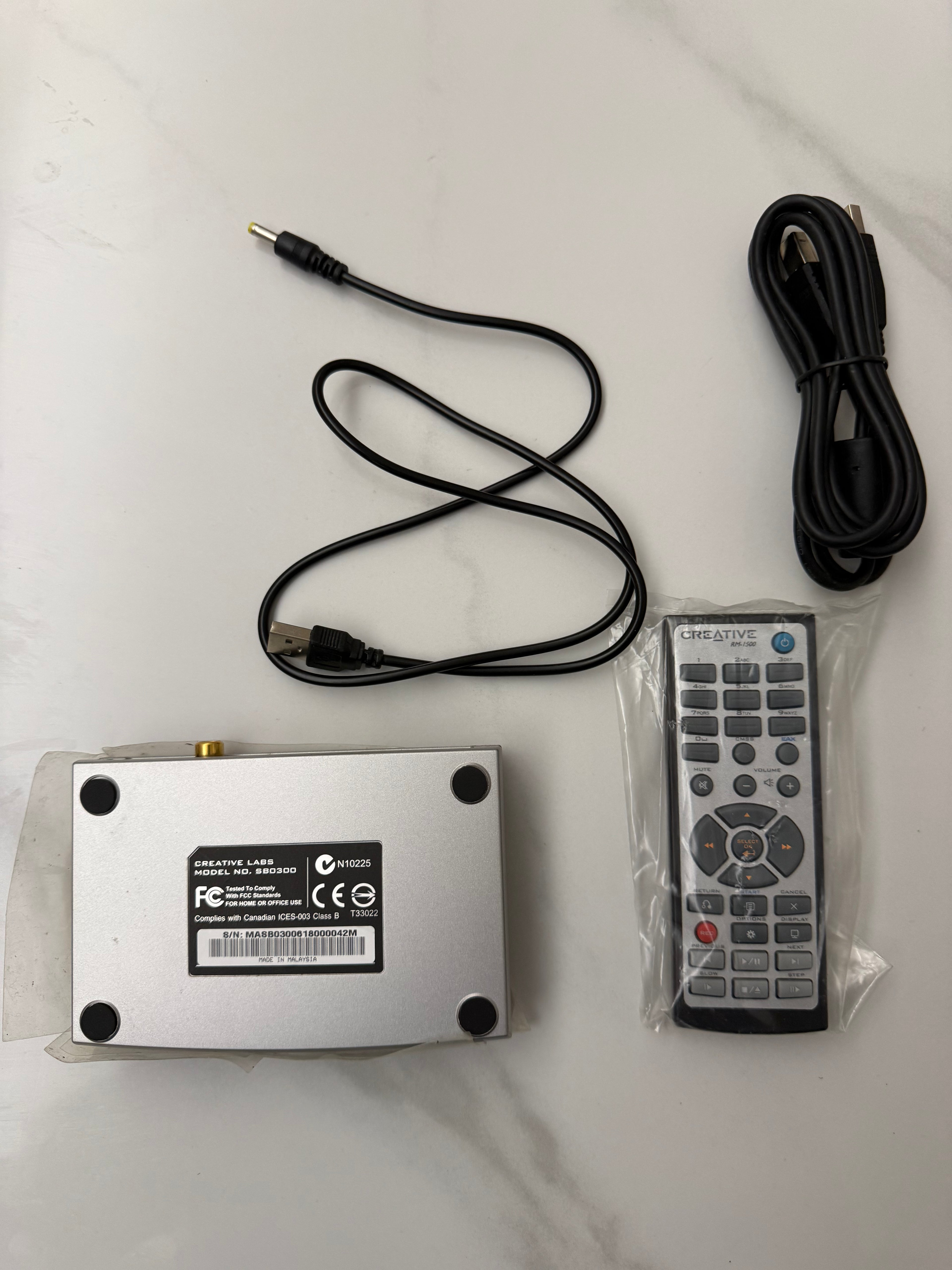 Creative Labs External Sound Blaster Model SB0300 Sound Card New #0042M